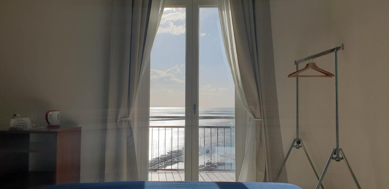 לינה וארוחת בוקר סלרנו Casa Sul Mare מראה חיצוני תמונה